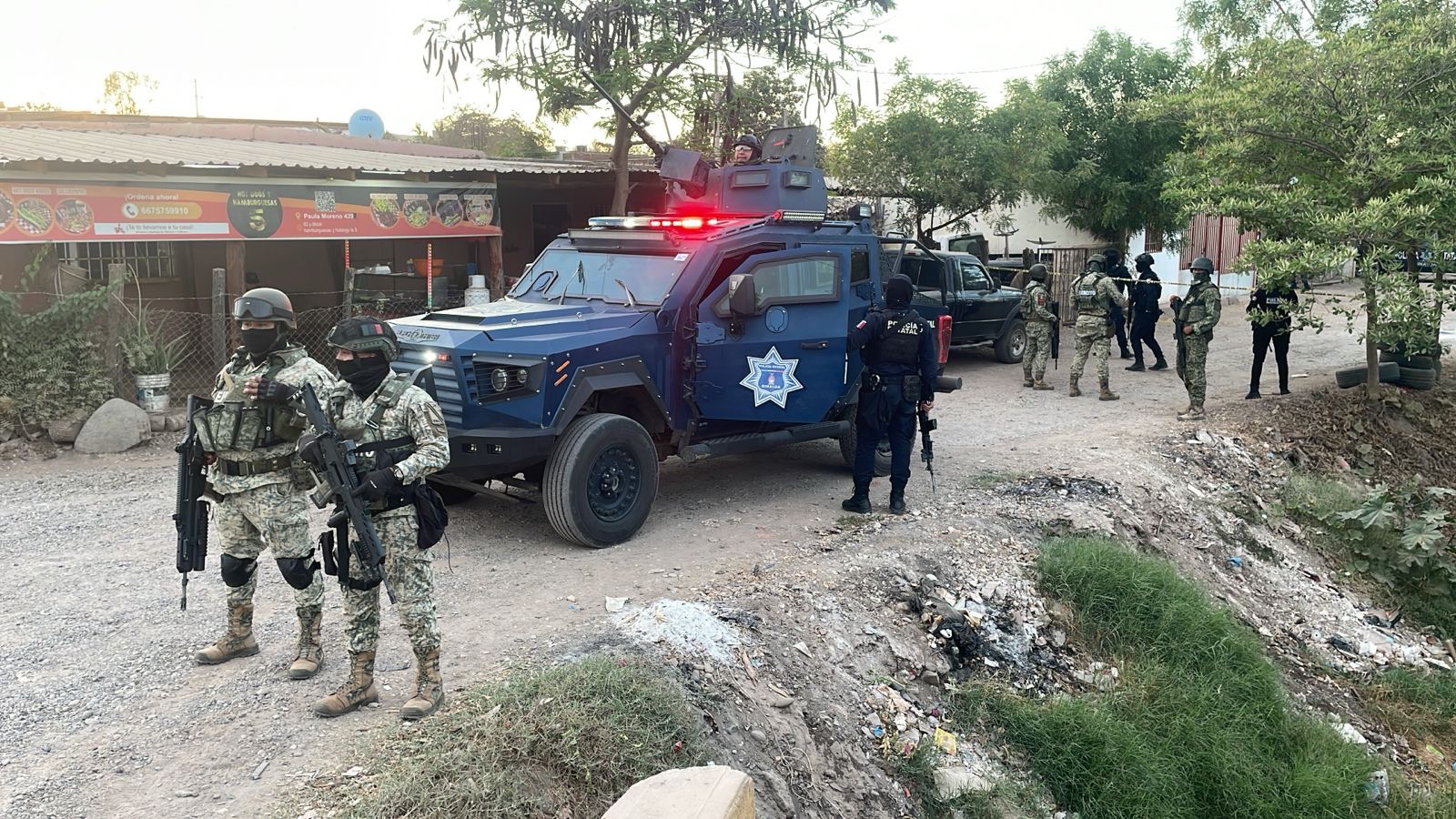 Atacan una jugada en la 5 de Febrero y matan a dos