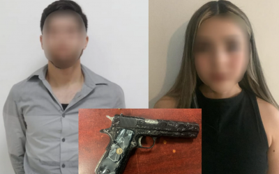 Detienen a una pareja en Culiacán, !por llevar una pistola!