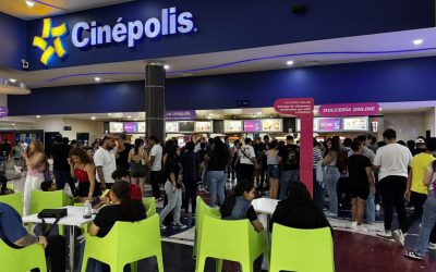 El éxito de Lilo y Stitch pone a reventar los cines de Mazatlán!!