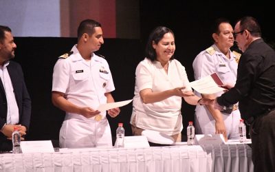 Reciben 62 maestras y maestros la medalla ‘Rafael Ramírez’ en Mazatlán