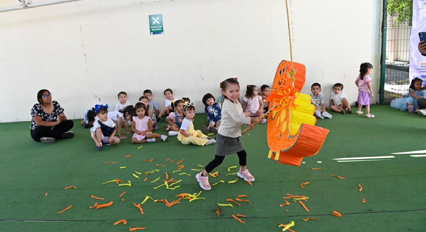 Niñas y niños de la Estancia Infantil de la UAS festejan su día en grande