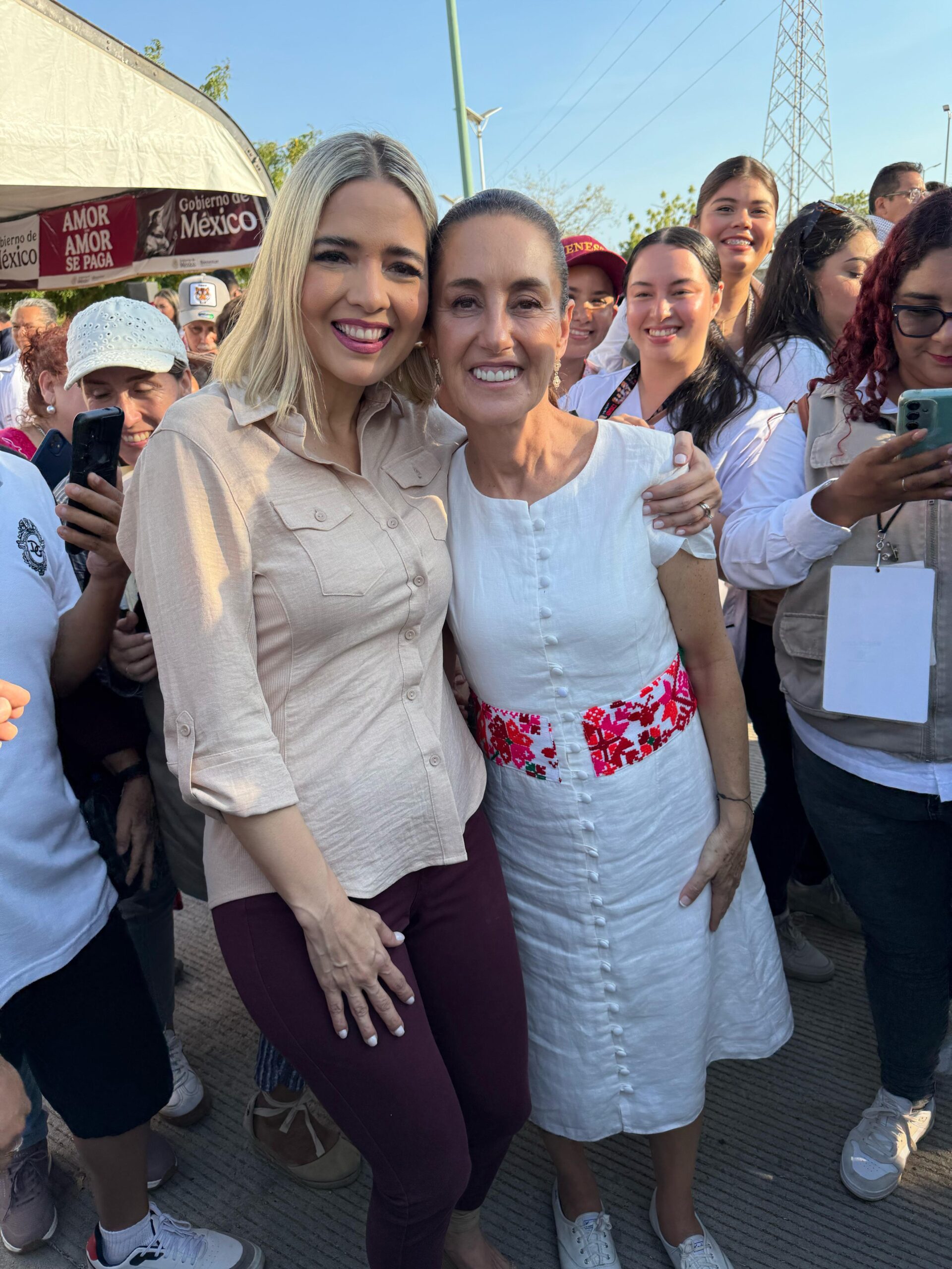 La Presidenta Claudia Sheinbaum da el banderazo al programa Salud Casa por Casa en Mazatlán