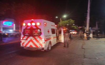 Ingresa al hospital general hombre herido con arma blanca.