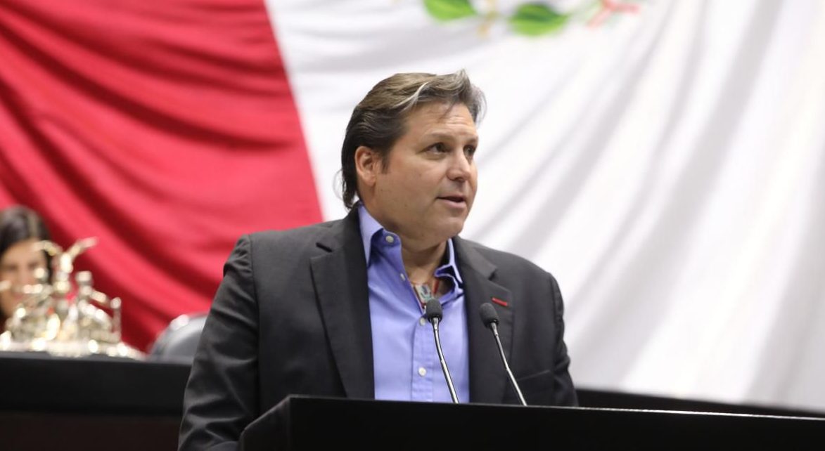 El diputado Mario Zamora, presenta iniciativa para regular el trabajo sexual y garantizar derechos laborales